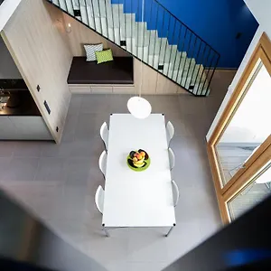 Max Serviced Apartment