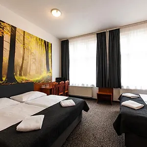 Zlata Vaha Otel