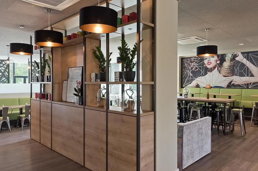 Hotel Super 8 By Wyndham Munich City North