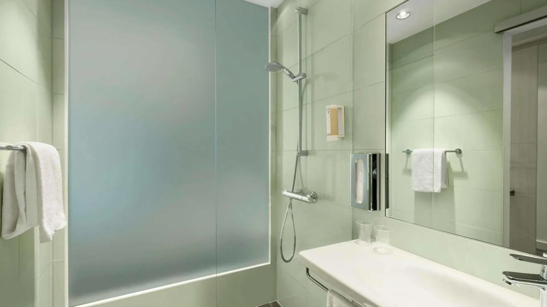 Hotel Super 8 By Wyndham Munich City North