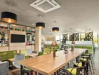 Hotel Super 8 by Wyndham München City North